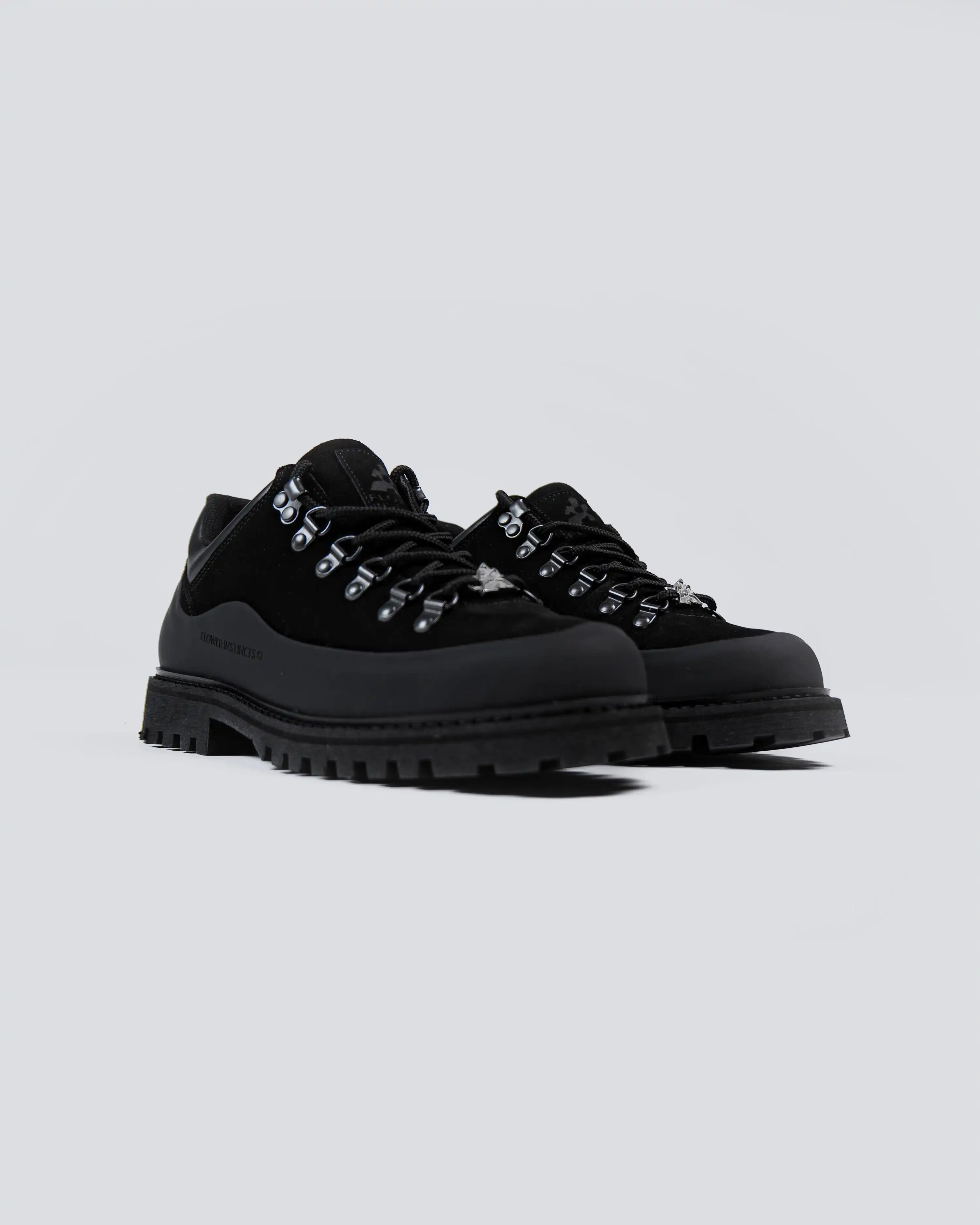 BOOTED GOAT BLACK - Image 4