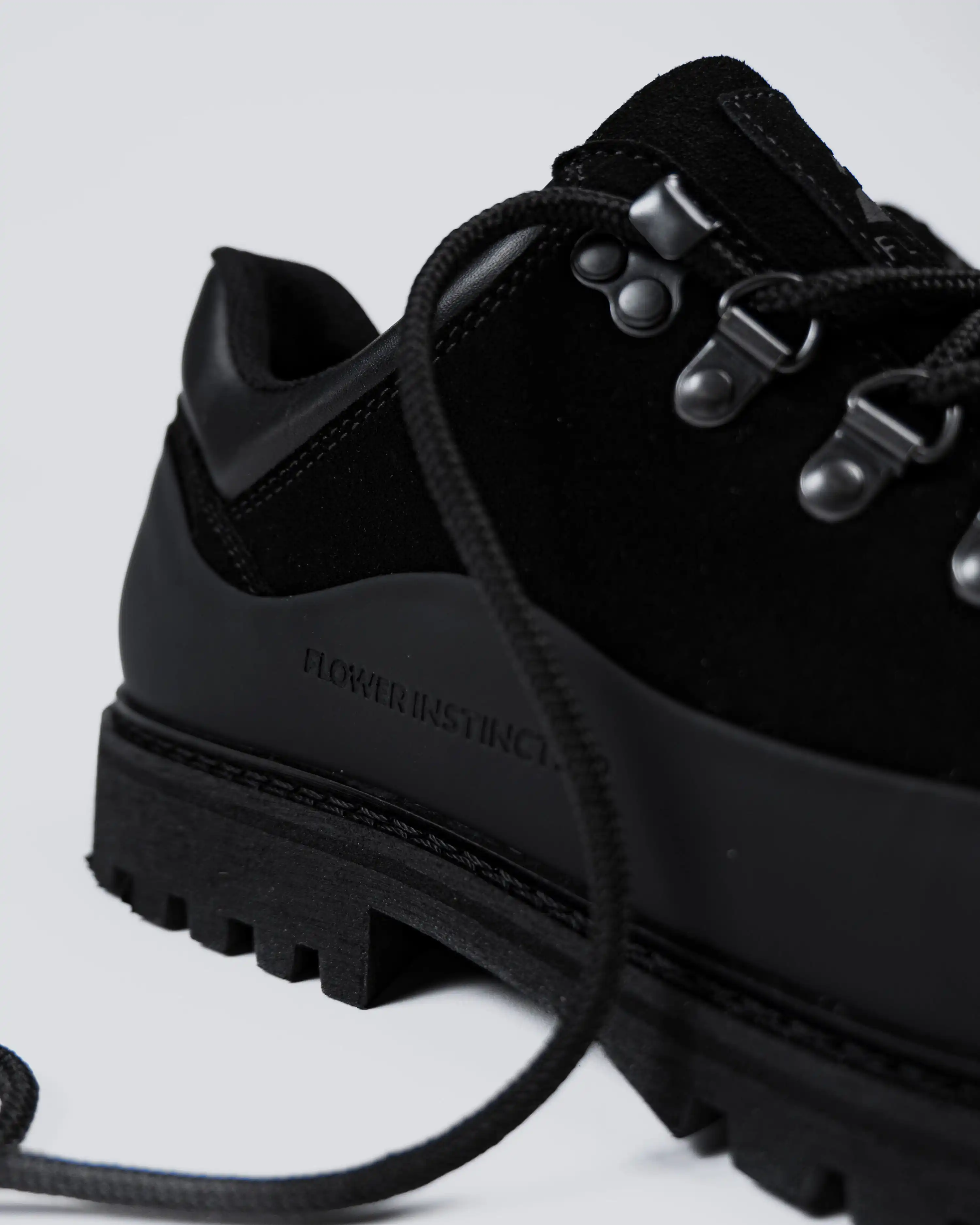BOOTED GOAT BLACK - Image 9