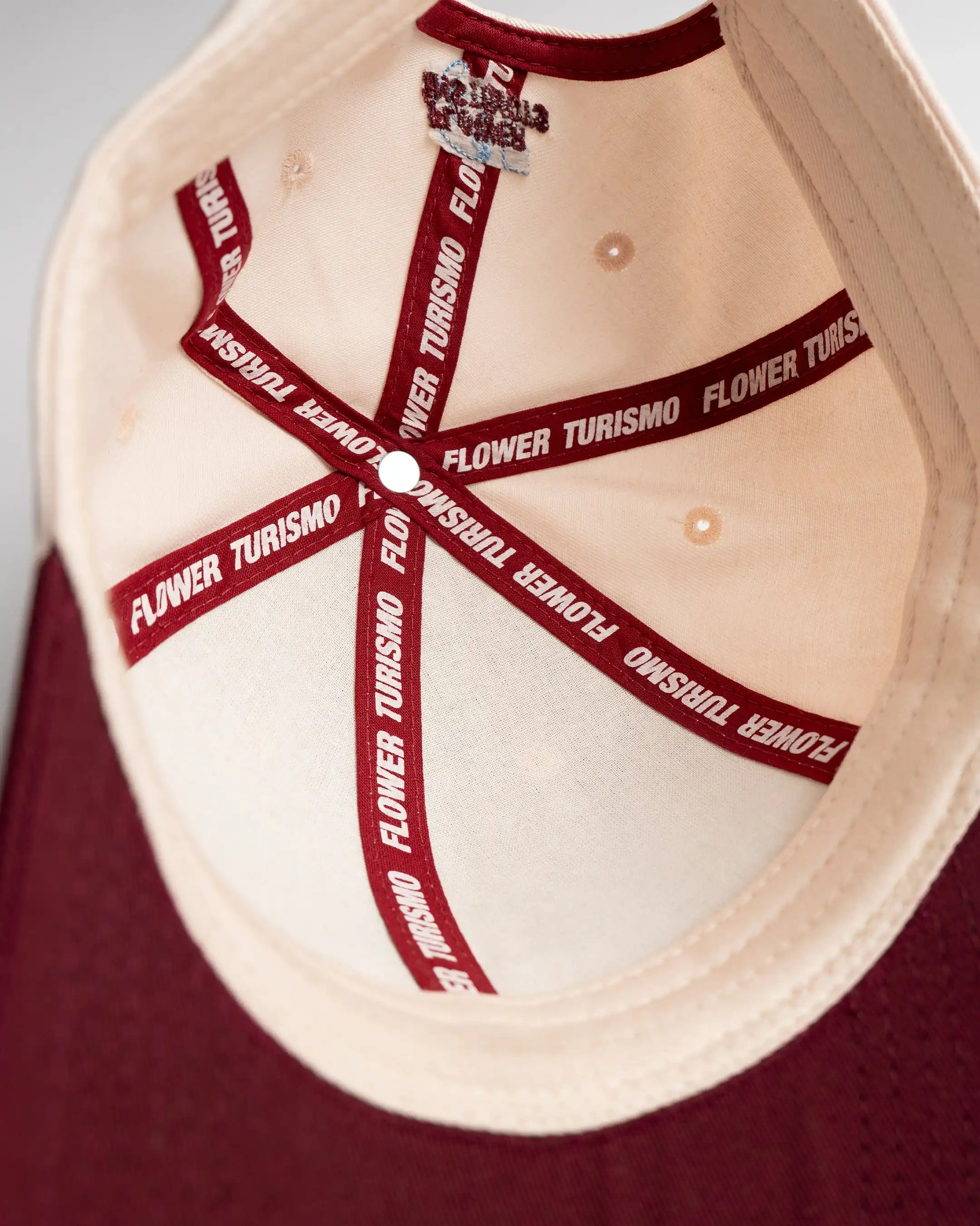 HAT FLOWER GTR RED BORDEAUX - Image 3