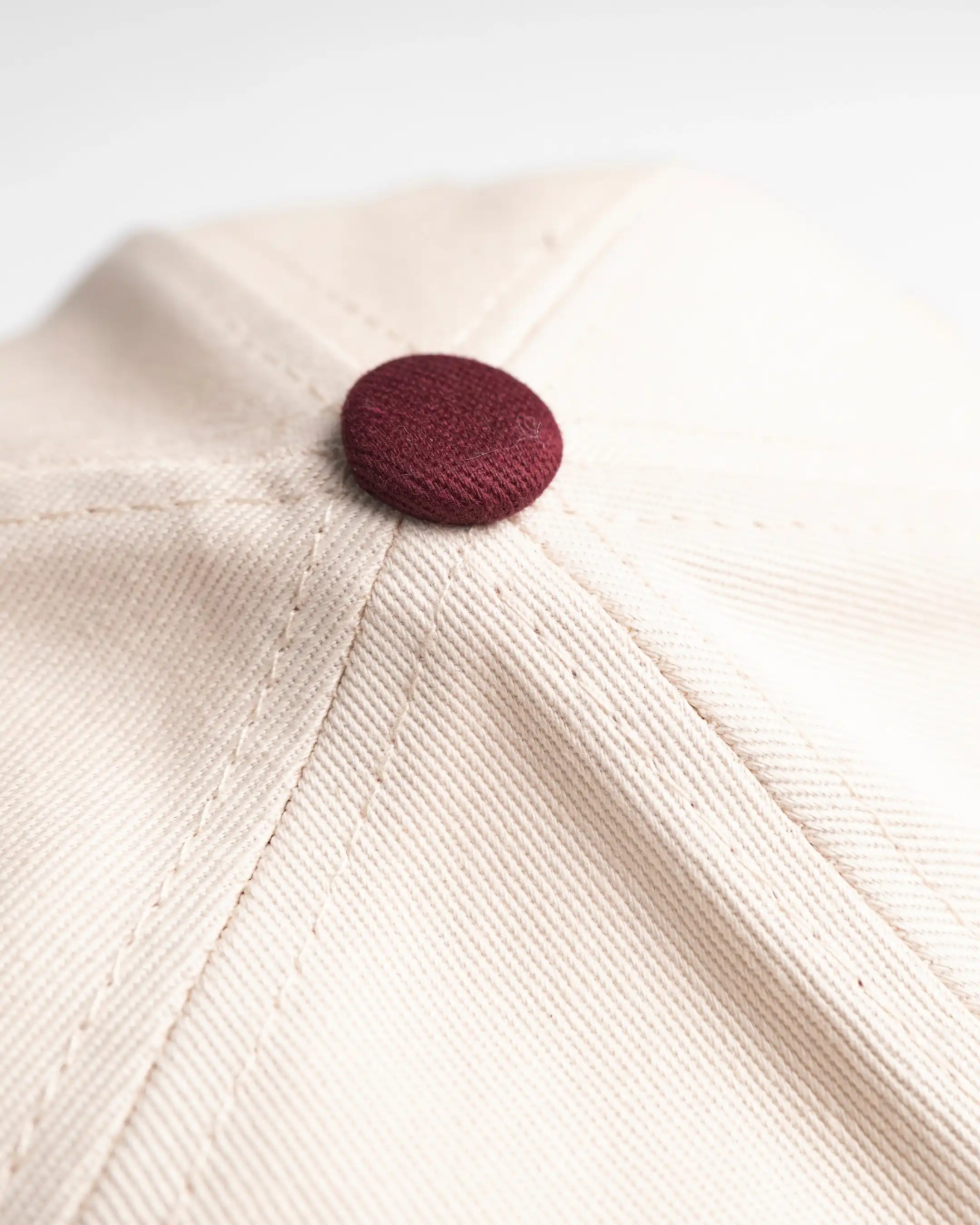 HAT FLOWER GTR RED BORDEAUX - Image 6