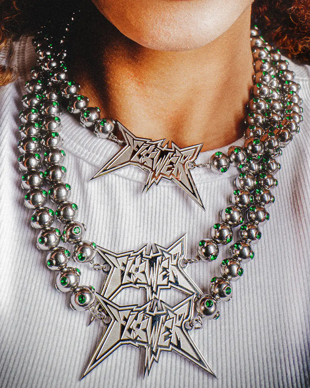 FLOWER NECKLACE WITH GREEN ZIRCONIA - Image 4