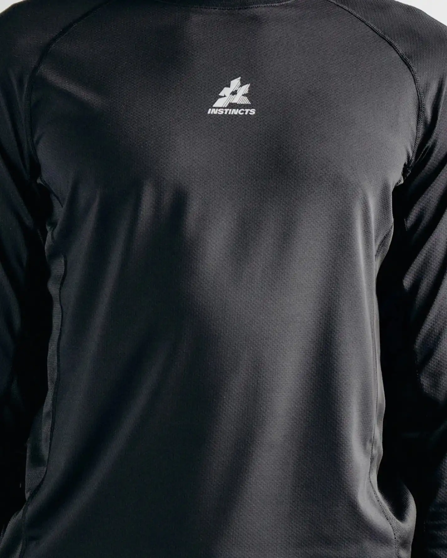 ACTIVEWEAR LONGSLEEVE TEE BLACK - Image 3