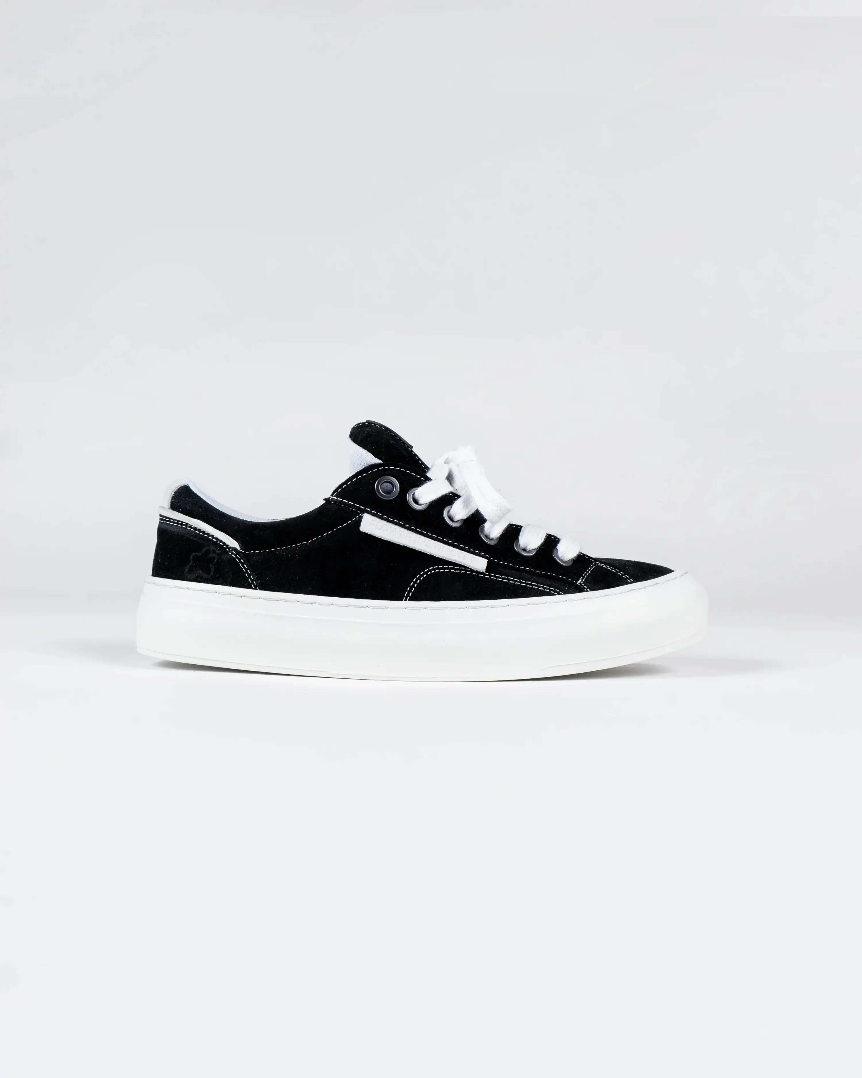 SNEAKERS PENNY BLACK w/ THOMAS ISER - Image 4