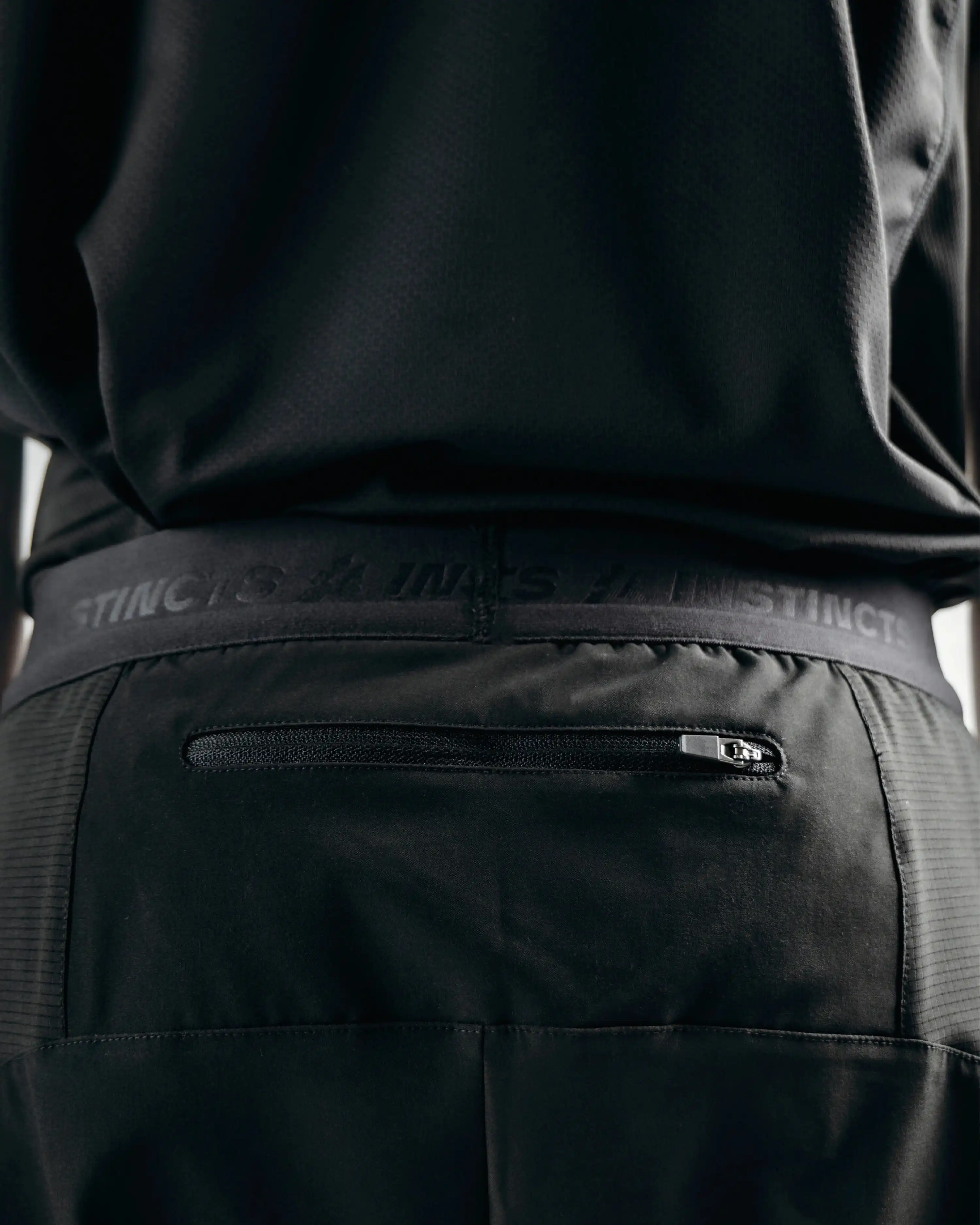 ACTIVEWEAR SHORT BLACK - Image 11