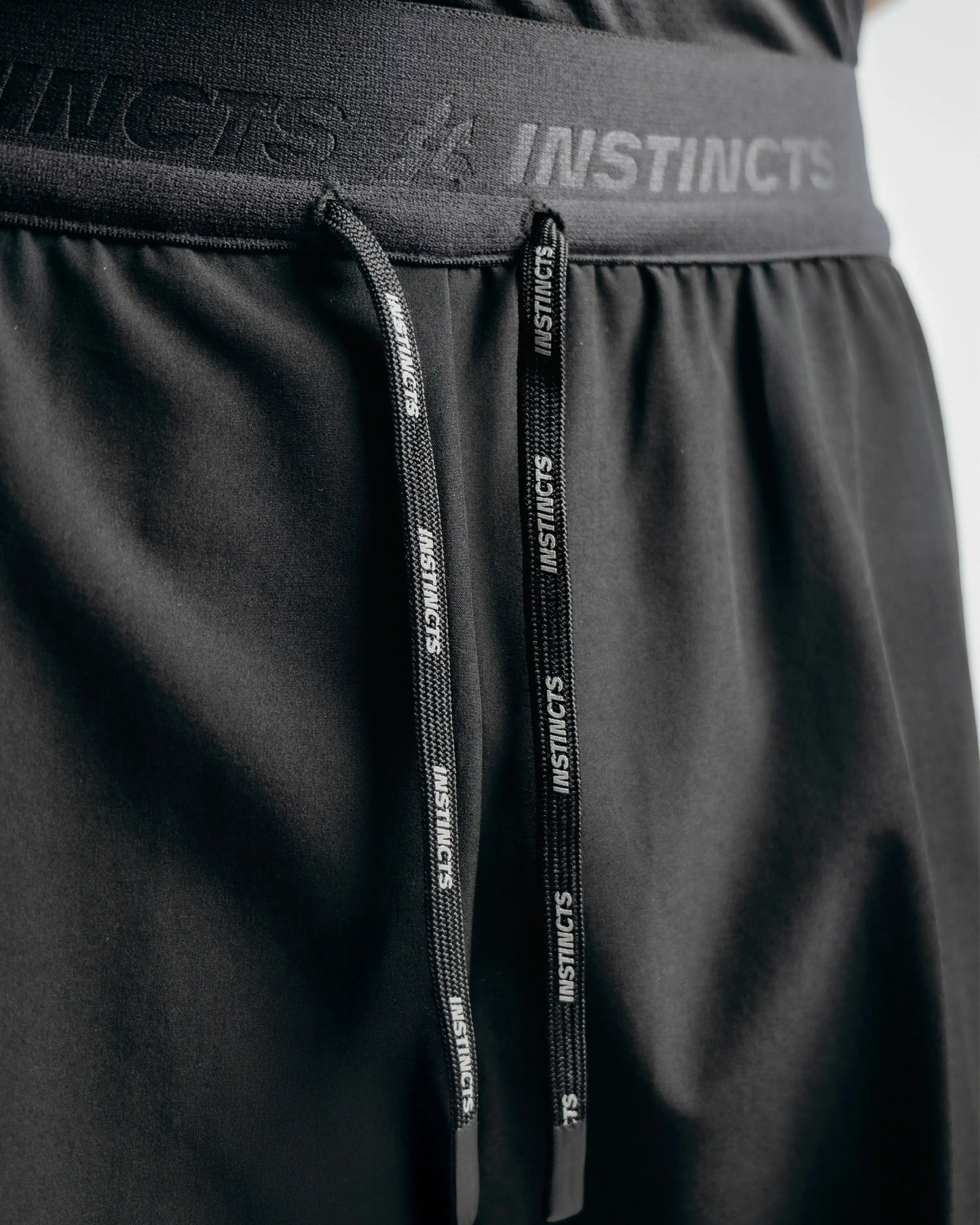 ACTIVEWEAR SHORT BLACK - Image 4