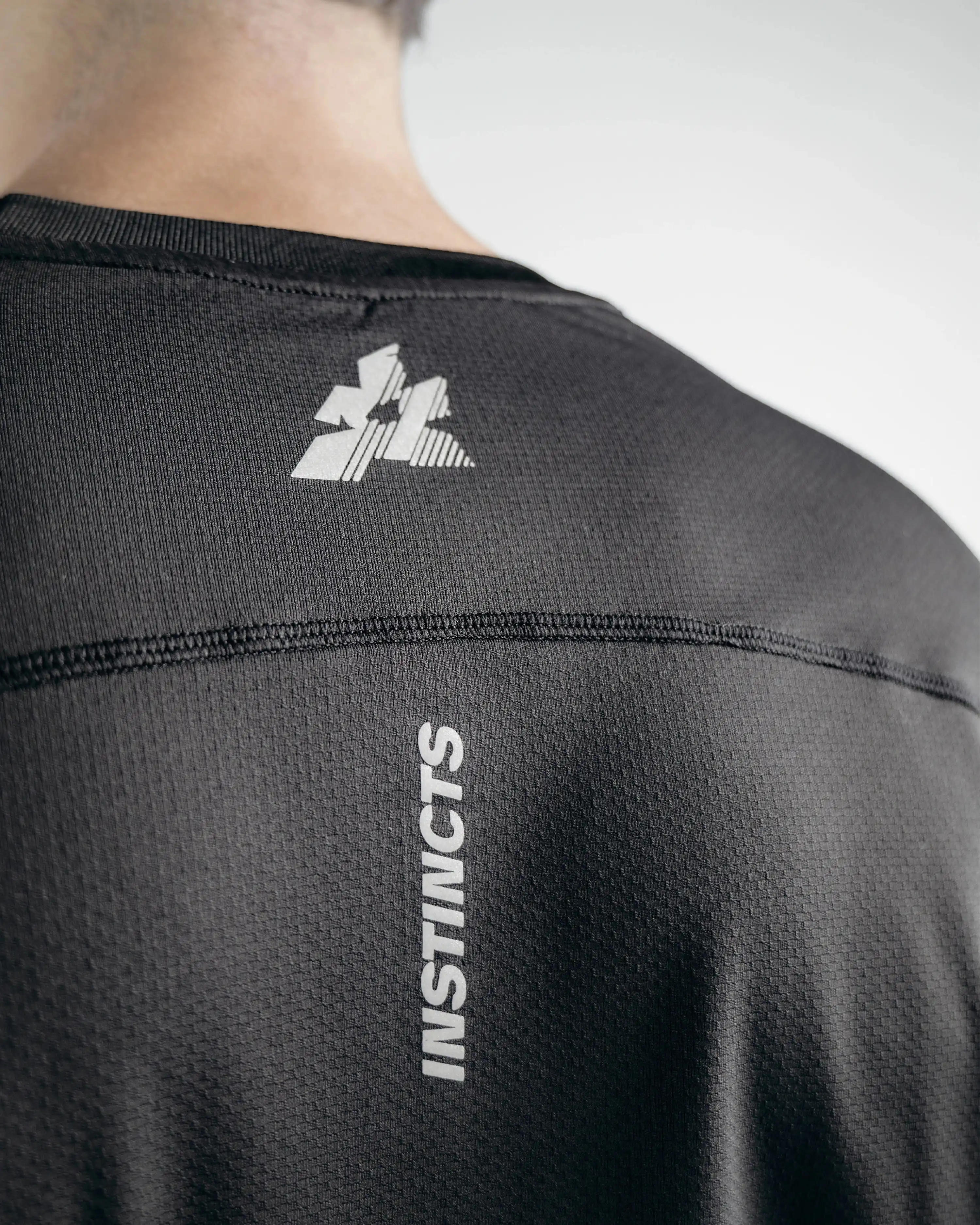 ACTIVEWEAR TEE BLACK - Image 5